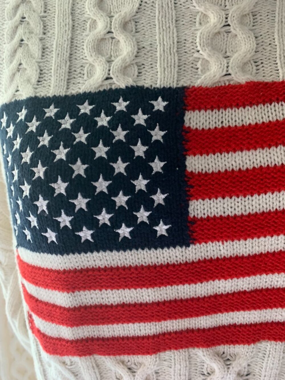 NWT USA Flag Sweater Size Cream Small - Picture 2 of 9